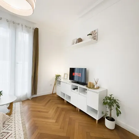 アパート - Bright & Modern - Private Terrace - Aircon - Near Train & ニース