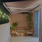 - Bright&modern - Private Terrace - Aircon - Near Train&beach *