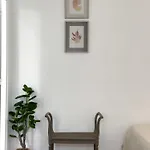 Apartamento - Bright&modern - Private Terrace - Aircon - Near Train&beach *