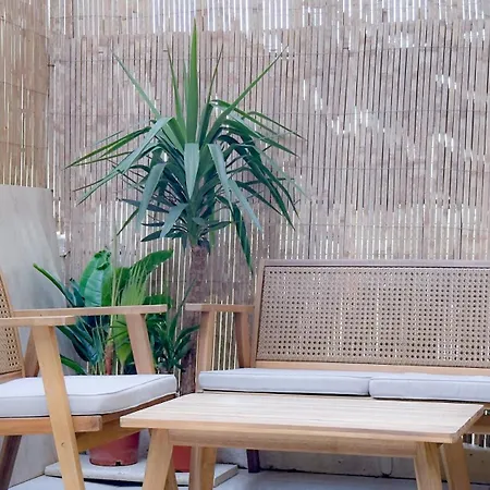 - Bright & Modern - Private Terrace - Aircon - Near Train & * Nicea