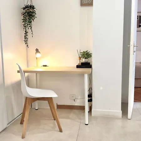 - Bright & Modern - Private Terrace - Aircon - Near Train & Appartement Nice